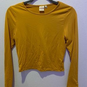 LONG SLEEVE CROPPED TOP!